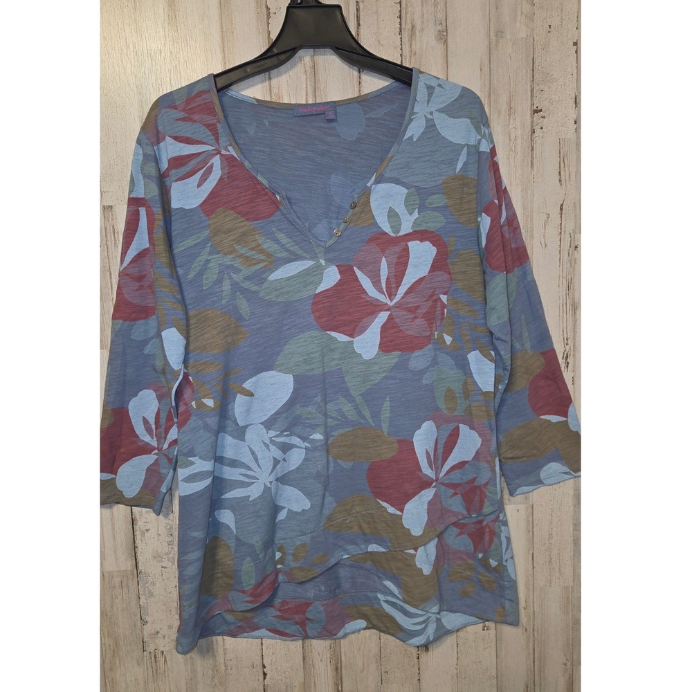 EUC Fresh Produce size M Floral V Tunic Top Tee Shirt 3/4 sleeve Cotton Boho